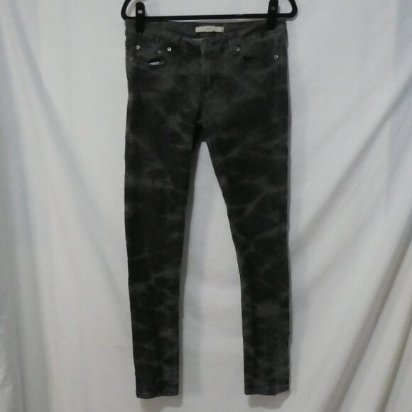 FOREVER 21 | size 29 | Chic Grey Tie-Dye Pants - Picture 1 of 16